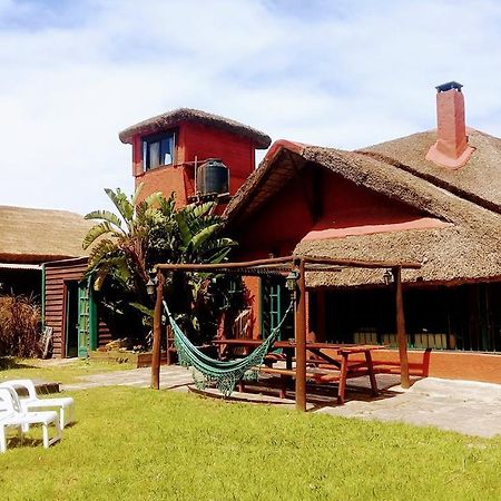 Hostel El Nagual Punta Del Diablo Exteriör bild