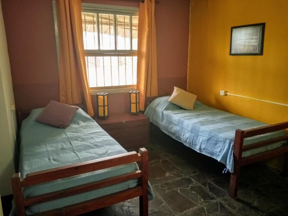 Hostel El Nagual Punta Del Diablo Rum bild