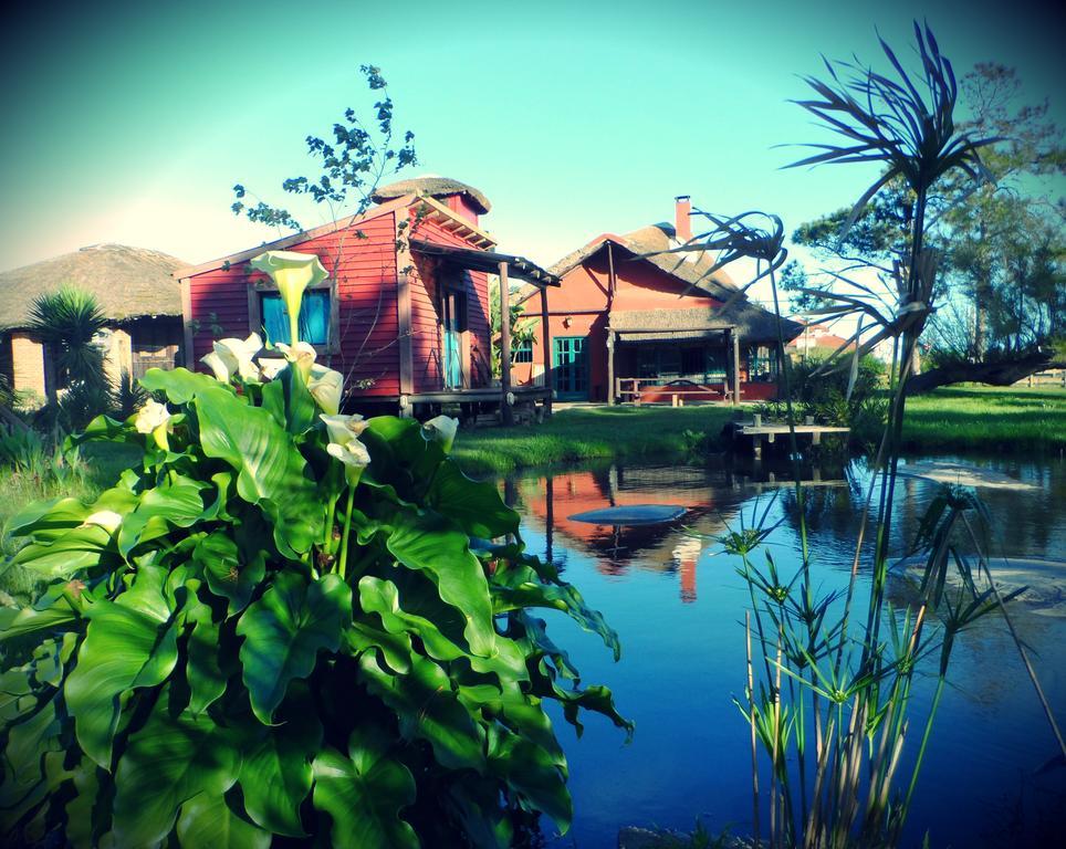 Hostel El Nagual Punta Del Diablo Exteriör bild