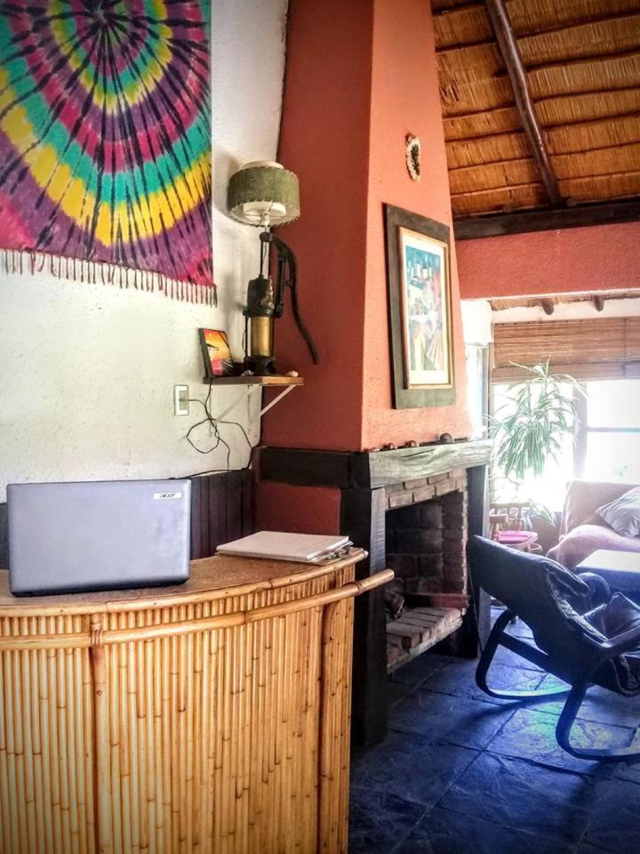 Hostel El Nagual Punta Del Diablo Exteriör bild